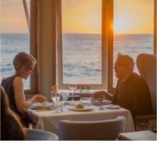 Restaurante con vista al mar