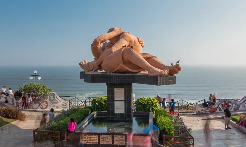 Malecón de Miraflores vista al mar
