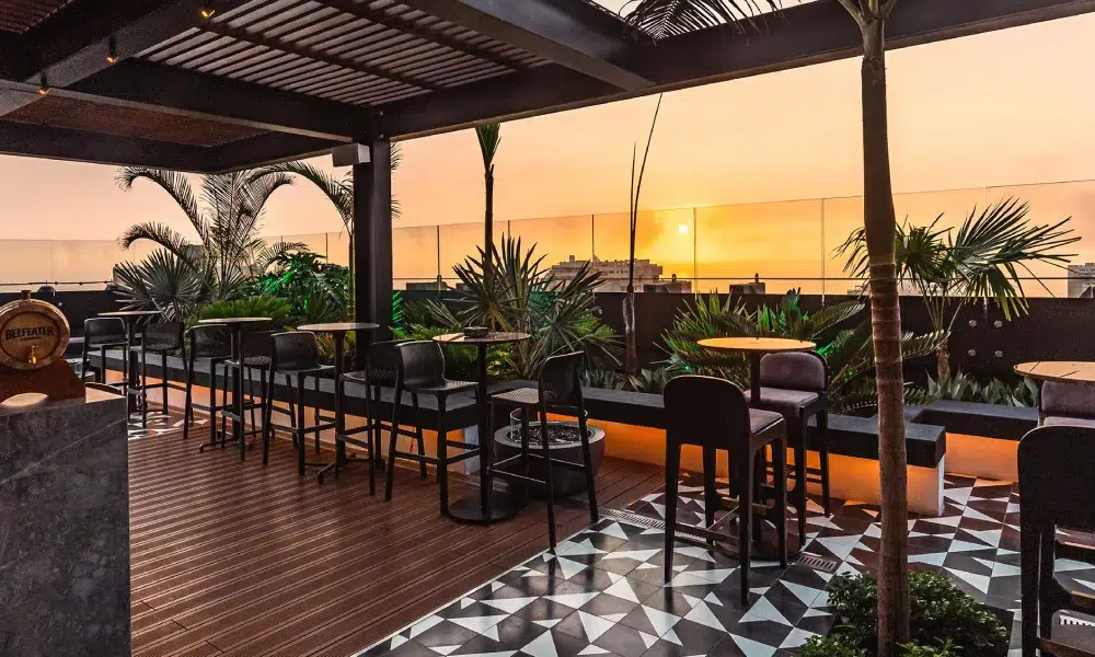 Ambra Rooftop Miraflores noche